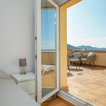 V016 - Sun Village Apartment Palau Saverdera